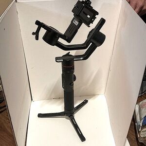 Feiyu AK2000 3-Axis Gimbal Stabilizer